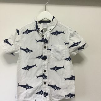Target shark shirt sleeve shirt